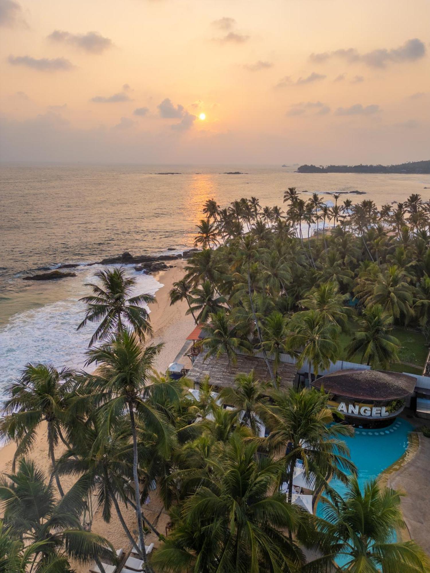 Angel Beach Unawatuna Bagian luar foto